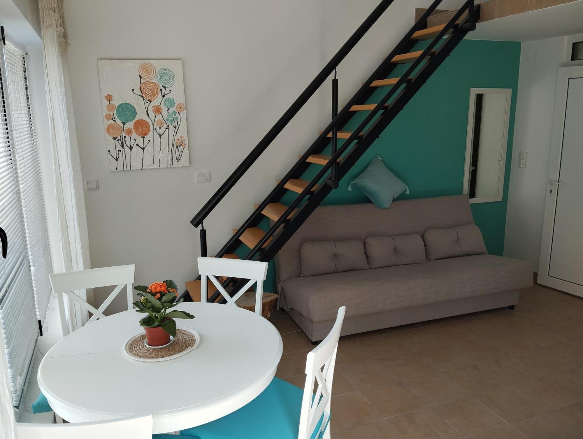 Chill Zone Rezevici * Katun Reževići